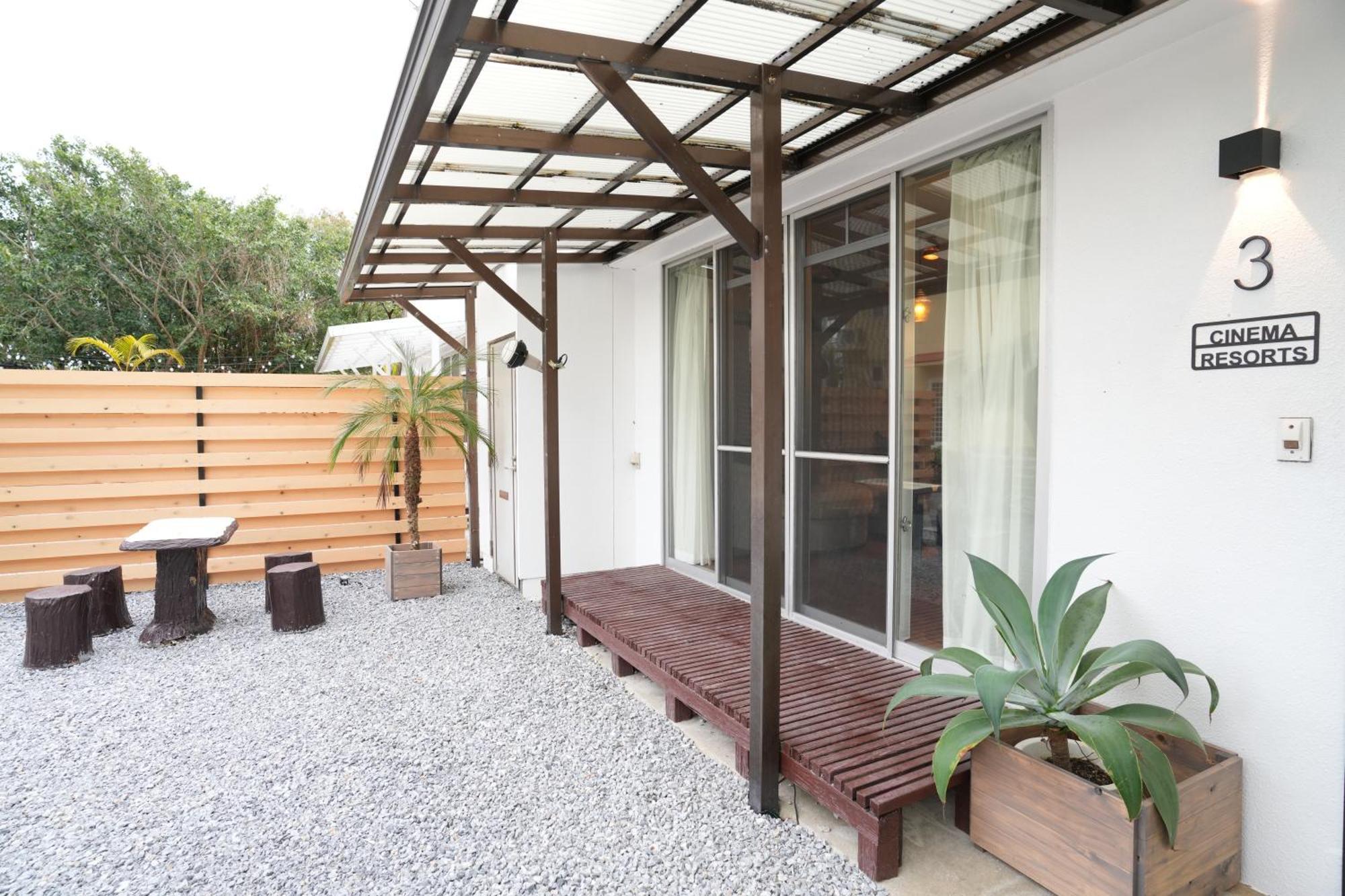 Cinema Resorts 3 Motobu Exterior foto
